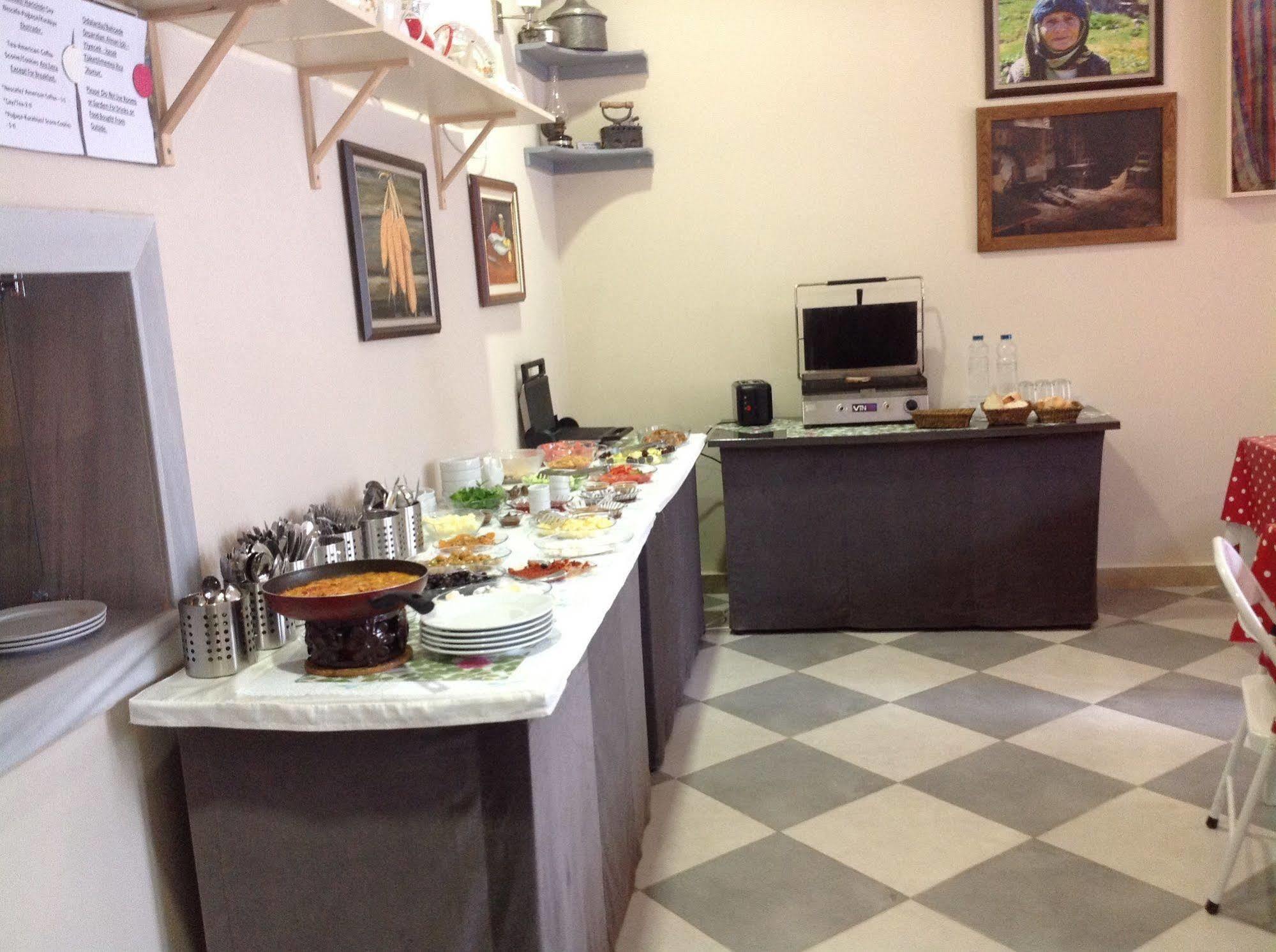 Camlihemsin Tasmektep Hotel Екстер'єр фото